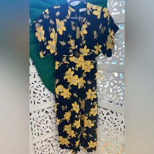 Ava Sky black, gold, yellow floral pants jumpsuit jumper. Size M.